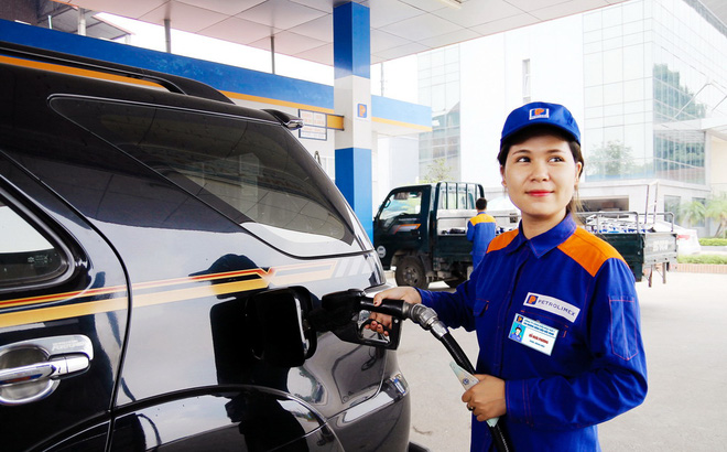 uoc-ton-quy-binh-on-gia-xang-dau-tai-petrolimex-la-2760-ty-dong